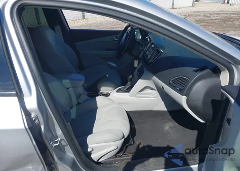 2013 Dodge Dart Sxt z USA, uszkodzony, nr VIN 1C3CDFBA4DD117867